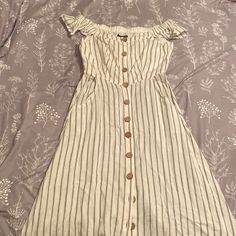 Nwot. Purchased For A Party Then Found Something I Liked More After I Removed The Tags. Linen Blend. True Buttons. Can Be Worn On Or Off Shoulders. Functional Pockets. Cute Cream Dress For Day Out, Cute Cream Dress For A Day Out, Casual Cream Dress For Dress Down Occasions, Casual Cream Knee-length Maxi Dress, Casual Cream Maxi Dress For Dress Down Occasions, Casual Striped Dress For Date Night, Casual Cream Lined Dresses, Casual Cream Midi Sundress, Dresses Off The Shoulder