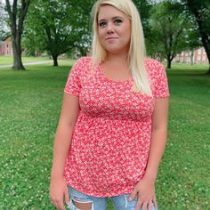 New With Tags Cotton Red Floral Baby Doll Top From Boutique. Never Worn. Cute Red Floral Print Tops, Flowy Tunic Tops, Baby Doll Top, Popover Shirt, Short Cardigan, Babydoll Top, Front Tie Top, Floral Baby, Green Blouse