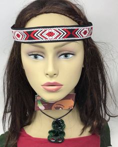 Looking for a Maori Headband to complete your costumes? You've come to the right place! Check out our tiki too by click on this link. www.etsy.com/listing/244458990/green-plastic-tiki-maori-hei-tiki-for This Maori Diamond Pattern Headband is worn by members of Maori kapa haka groups, as part of the dancing and singing costume. It is made to fit all head sizes, as it has an elastic band at the back. The band is approximately 29 mm wide. The diamond pattern on the headband is a common design in pa Kapa Haka, Hei Tiki, Art 2024, Dance Routines, Headband Pattern, Adult Costumes, Diamond Pattern, Headdress, Elastic Band