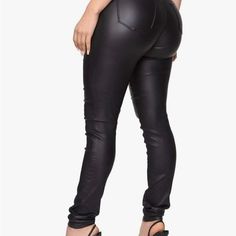 Women’s Black Pants. Size 13. Edgy Party Bottoms With Pockets, High Waist Bottoms With Pockets For Going Out, High-waisted Bottoms With Pockets For Going Out, Stretch Bottoms With Pockets For Night Out, Edgy Bottoms With Pockets For Night Out, Edgy Full-length Bottoms For Night Out, Stretch Pants With Pockets For Night Out, Black Bottoms With Pockets For Night Out, Solid Color Bottoms With Pockets For Night Out