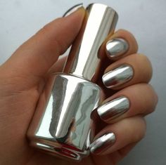 Mirror Nail Polish, Silver Nail Polish, Chrome Nail Polish, Silver Nail Designs, Metallic Nail Art, Opi Nail Colors, Metallic Nail Polish, Mirror Nails, Silver Nail