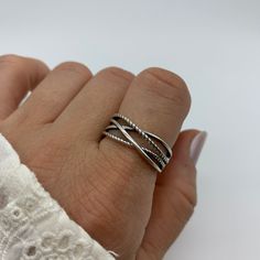 CHUNKY SILVER DAINTY RING 🧡  Introducing our stunning Chunky Silver Dainty Ring for Women, a true embodiment of elegance and style. This open adjustable boho ring features a weaved layered design that adds a touch of sophistication to any outfit.  🧡 Crafted with care and attention to detail, this silver thumb ring is the perfect Mother's Day present or gift for that special woman in your life. It's delicate yet substantial design makes it a standout piece that will surely capture attention. Tr Layered Rings Silver, Chunky Silver Rings, Thumb Rings Silver, Hippie Rings, Layered Rings, Thumb Ring, Mothers Day Presents, Lovely Ring, Boho Ring