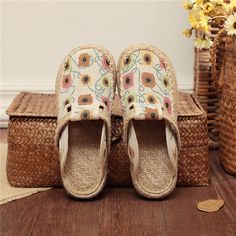 Cloth Shoes Linen Big Head Slippers Flat Heels Cotton Low Top Women's Slippers Shoes Beige Slip-on Mules With Round Toe, Casual Beige Round Toe Heels, Beige Closed Toe Mules For Spring, Beige Closed-toe Mules For Spring, Beige Slip-on Slippers With Round Toe, Beige Closed Toe Mules With Rubber Sole, Beige Round Toe Clogs For Summer, Beige Flat Heel Clogs For Spring, Spring Clogs With Textured Footbed