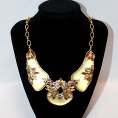 Beautiful New With Tags Badgley Mischka "Belle" Statement Necklace To Catch The Eye And Initiate Adoration By All With Whom You Come In Contact Wth. See Photos For Measurements. The Length Is Adjustable. Condition Is New With No Missing Stones Or Flaws. Chic Metal Necklaces For Wedding, Elegant Wedding Rhinestone Metal Necklace, Elegant Gold Rhinestone Necklace For Formal Occasions, Elegant Embellished Rhinestone Necklace For Wedding, Evening Diamond Jeweled Necklaces, Metal Rhinestone Necklace With 17 Jewels For Wedding, Formal Embellished Crystal Jewelry, Gold Necklaces With Diamond Accents For Party, Chic Gold Necklaces With Rhinestones