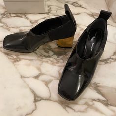 Beautiful Proenza Schouler Black Patent Pumps! In Like New Condition. Unfortunately, These Do Not Fit My High Ballerina Arch. Hoping They Find A Better Home With Someone Who Would Appreciate The Haute Couture Avant-Garde Look Proenza Schouler Shoes, Black Patent Pumps, Proenza Schouler, Mule Clogs, Mules Shoes, Clogs, Arch, Like New, Pumps