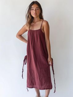 Embrace the freshness of spring with this casual strappy linen dress, perfect for sunny days and laid-back outings. Designed for women who love effortless style, this dress offers a lightweight feel and a breezy silhouette, making it a must-have for your warm-weather wardrobe.Crafted from high-quality, breathable linen fabric for a soft, comfortable fitFeatures adjustable straps for a customized and relaxed fitIdeal for casual spring days, beach outings, or garden partiesLightweight design ensur Casual Spring Outfits, Linen Sundress, Strappy Dress, Strappy Dresses, Womens Casual, Casual Spring, Spring Outfits Casual, Linen Dress, Dress Clothes For Women