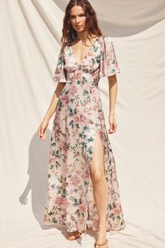 Lea Flutter Sleeve Maxi Dress Sundresses 2024, Plunge Maxi Dress, Summer Sundresses, Floral Bodycon, Flowing Skirt, Basic Dress, Dresses By Length, Sleeve Maxi Dress, Midi Maxi Dress