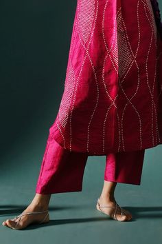 Magenta pink kurta featuring bandhani maze pattern all over with a centre pleat. Paired with a coordinating solid pant. - Aza Fashions Maze Pattern, Pink Kurta, Pant For Women, Magenta Pink, Kurta With Pants, Type Of Pants, Pink Silk, Aza Fashion, Three Quarter