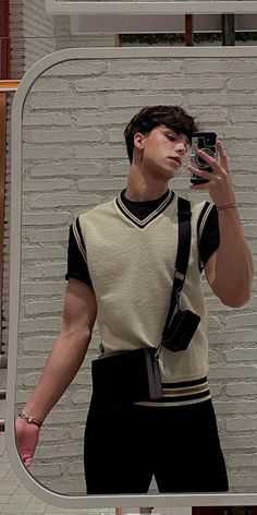 Elegant Male Outfit Aesthetic, Outfits Hombre Juvenil Aesthetic, Spiritual Fashion, Trendy Boy Outfits, Top Clothes, Mens Trendy Outfits, Street Style Outfits Men