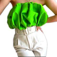 Strapless Green Tube Top For Day Out, Green Strapless Tube Top For Spring, Green Strapless Tube Top For Day Out, Chic Green Tube Top For The Beach, Chic Green Tube Top For Beach, Trendy Green Strapless Tube Top, Green Trendy Tube Top For Spring, Chic Green Tube Top For Summer, Green Bandeau Top For Party