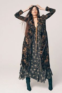 Velvet Duster, Printed Velvet, Edgy Look, Inspiration Mode