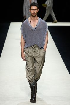 Emporio Armani Spring 2025 Menswear Collection Suede Suit, Armani Collection, Spring 2025, Menswear Fashion Show, Menswear Fashion, Runway Looks, Menswear Collection, Leather Shorts, Machine Knitting