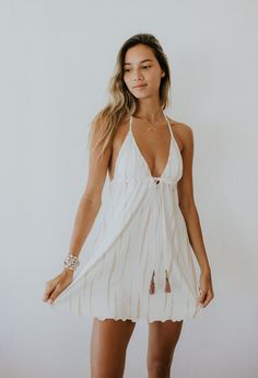 Surf Boutique, Flirty Outfits, Summer Day Dresses, Halter Style Dress, Low Back Dresses, Flowy Mini Dress, Tie Dye Maxi Dresses, Dress Aesthetic, Whimsical Fashion