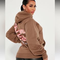 Nwot Super Soft Hoodie By Fashion Nova Players Club, Fashion Nova Tops, Tops Fashion, Soft Hoodie, Fashion Nova, Sweatshirts Women, Women's Fashion, Womens Tops, Sweatshirts Hoodie