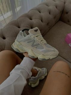 Cute Running Shoes, Nb Shoes, Pretty Sneakers, New Balance 9060, Trendy Shoes Sneakers, Pretty Shoes Sneakers, Shoes Heels Classy, Shoes Outfit Fashion, Cute Nike Shoes