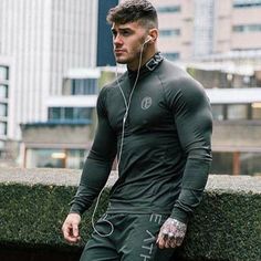 Bodybuilding T Shirts, Gym Outfit Men, Plus Size Workout, Men Running, Sportswear Fashion, Casual Joggers, Men's Long Sleeve T-shirt, Mens Workout Clothes, Fitness Clothing