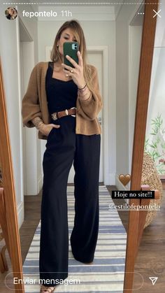 Professional Casual Outfits Women Fall, Fall Wide Leg Pants Outfit, Summer Business Casual Outfits Plus Size, Business Casual Jewelry, Feminine Business Casual, Business Casual Blazer, Trends 2025