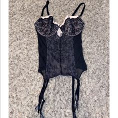 Never Worn Victoria's Secret Fitted Camisole, Fitted Victoria's Secret Camisole, Victoria's Secret Spaghetti Straps Sleepwear With Lace Trim, Victoria's Secret Sheer Lace Sleepwear, Victoria's Secret Black Lined Bra, Victoria's Secret Black Sheer Sleepwear, Victoria's Secret Black Lace Bra, Lace Bustier, Black And Tan