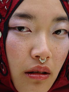 A beautiful geometric tribal septum piercing from 925 Sterling Silver and love. the Tribal style you always wanted! the royal that you are! ~ Can be used as nose ring/ septum / tragus / single earring / helix / rook- daith. ~ Size of the nose ring: Inner diameter : 5/16 or 3/8 inch (7, 8 or 9 mm) Wire gauge : 22, 20, 18 or 16g (0.6, 0.8, 1 or 1.2 mm) ~ For larger sizes and special requests please contact me through the' Request custom order' bar. ~ You can choose the finish you want- matte or gl Internally Threaded Minimalist Septum Ring, Bohemian Nose Rings For Festivals, Elegant Internally Threaded Nose Rings, Tragus Daith, Nose Ring Hoop, Nostril Ring, Septum Piercings, Piercing Septum, Indian Nose Ring