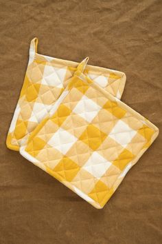 Farmer's Gingham Potholders in yellow by Farmhouse Pottery Sewn Potholders, Kitchen Trivets, Kitchen Designer, Farmhouse Pottery, Kitchen Machine, Gingham Pattern, Home Chef, Dry Hands, Trivets