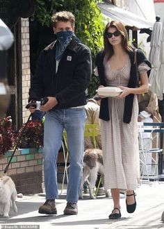 Kaia Gerber Style, Austin Style, Boyfriend Outfit, Couple Fits, Mens Casual Dress Outfits, Lunch Date, Saturday Afternoon, Best Mens Fashion