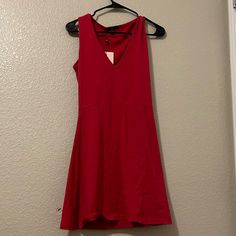 Never Worn Casual Red V-neck Sleeveless Dress, Red V-neck Sleeveless Casual Dress, Casual Red Sleeveless V-neck Dress, Red Sleeveless Dress For Night Out In Spring, Red Sleeveless Dress For Spring Date Night, Red Sleeveless Dress For Date Night In Spring, Casual Red Mini Length Sleeveless Dress, Casual Red Sleeveless Dress For Night Out, Red Casual Sleeveless Dress For Night Out