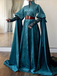 Circassian dress by @ ruzannaparanuk on Instagram Circassian Dress, Crazy Ideas, Christmas Outfit Ideas, Best Winter Outfits, Hilarious Photos, Trendy Outfit Ideas, Fantasy Gowns, Photos Of People, Fantasy Dress