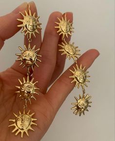 Ušný Piercing, The Sun And Moon, Dope Jewelry, Funky Jewelry, Jewelry Lookbook, Winter Trends, Sun And Moon, Winx Club, Jewelry Inspo