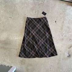 Vintage Plaid Maxi Skirt // Deadstock Brand: Laura Scott Tagged 14 32 Waist 33.5 Length 50 Hip Dm Questions All Sales Final 1920s Skirt, Vintage Mini Skirts, Plaid Maxi Skirt, Sari Skirt, Plaid Midi Skirt, Grunge Skirt, Skirt Aesthetic, Skirts Vintage, Jean Pencil Skirt