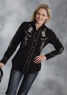 Roper® Womens Black Swirl Embroidered Long Sleeve Snap Old West Shirt Cowgirl Western Wear, Western Goth, Ranch Riding, Western Show Shirts, Horse Show Clothes, Cowgirl Outfit, Western Apparel