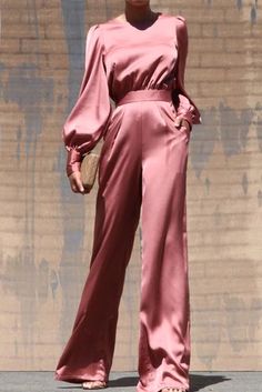 Satin Jumpsuit Outfit, Bridesmaid Celana, Jumpsuit Hijab, Blush Jumpsuit, Satin Outfit, Bridesmaids Jumpsuits, Satin Jumpsuit, Silk Jumpsuit, Satin Trousers