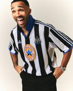 Callum Wilson, Outfit Cowo, Clever Kids, Newcastle United Fc, Soccer Outfits, Black Men Street Fashion, Men Street Fashion