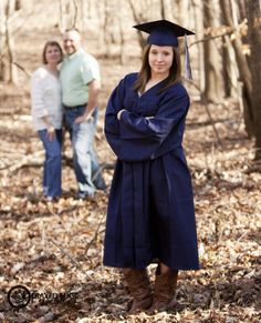 Senior Board, Graduation 2025, Grad Picture Ideas, Graduation Board, Senior Year Pictures, Cap And Gown Pictures, College Graduation Pictures Poses, Graduation Picture Ideas