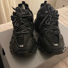 Balenciaga Track Sneaker In Black Womens Size 7.5 Euro Size 38 The Dust Bag Included Extra Shoe Laces Included Box Included Purchase Bag Can Also Be Included Receipt/Authentication Can Be Included With Personal Information Blackout Price Can Be Negotiated, Fair Offers Only Please Worn Once In Excellent Condition You Would Not Be Able To Tell These Were About Used Only Selling The Sneakers Bc They Are Too Small For Me. I Bought The Wrong Size. Balenciaga Track Sneakers Outfit, Black Balenciaga Shoes, Black Balenciaga Sneakers, Tenis Balenciaga, Peter Pan Kostüm, Balenciaga Track Sneaker, Balenciaga Trainers, Balenciaga Track Sneakers, Track Sneakers