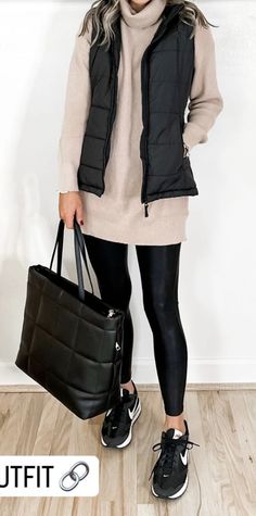 Gym Winter Outfits For Women, Work Athleisure Outfits, Casual Winter Work Outfits For Women, Christmas Party Outfits Casual, Winter Outfits Sporty, Sporty Outfits For Women, Leggins Outfit, Outfits Leggins, Fall Fashion Outfits Casual