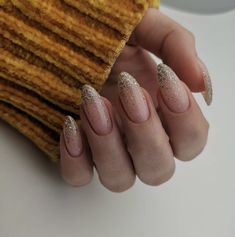 Almond Nails Sparkle Tips, Gold Glitter Almond Nails, Champagne Glitter French Nails, Beige And Gold Glitter Nails, Gold Glitter Ombre Nails Almond, Champagne Gold Nails Sparkle, Gold Gel Nails, Multicolored Nails, Gold Glitter Nails