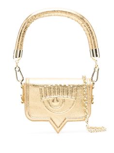 gold-tone faux leather metallic finish foldover top with magnetic fastening single detachable top handle detachable chain-link shoulder strap signature Eyelike motif logo plaque to the rear main compartment internal logo patch faux-leather lining This piece comes complete with a protective dust bag. Chiara Ferragni Bag, Chloe 2024, Chanel 2, Iconic Bags, Ballet Flat Shoes, Pump Sandals, Lady Dior, Flap Bag, Pink Bag