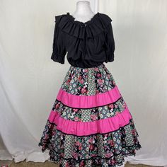 Square Dance Skirt Pattern, Square Dance Skirt, Fitted Peasant Skirt With Ruffles, Fitted Peasant Skirt With Lining, Dance Western, Square Dance Dress, Western Rockabilly, Skirts Pattern, Dance Skirts