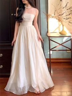 41716339867695|41716339900463|41716339933231 Straps Dress, Elegant Feminine, Dress Women Elegant, Prom Dress Inspiration, Female Clothing, Pretty Prom Dresses, Grad Dresses, Glam Dresses, Photos Ideas