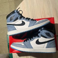 7/10 Condition, Discoloration, Og None Shoes Jordan 1, Shoes Jordan, Jordan Black, University Blue, Jordans For Men, Jordan 1 Retro High, Jordan 1 Retro, Jordan Shoes, Jordan 1