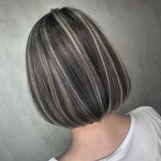 Grey Hair Transformation, Grey Hair Inspiration, Dark Hair With Highlights, Blending Gray Hair, Gray Hair Highlights, Shot Hair Styles, Grey Hair Color, Short Haircut, Hair Inspiration Color