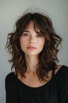 Soft Layers Medium Hair Curly, Wispy Fringe Bangs Curly Hair, Long Curly With Bangs, Curly Lob Bangs, Shaggy Bangs Medium, Curly Lob Hairstyles, Curly Layered Bob With Bangs, Curly Hair With Wispy Bangs, Shoulder Length Wavy Hair With Bangs