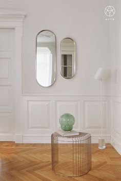 Minimalistic corner in living room Bathroom Stand, Silver Mirror, Rug Bedroom, Silver Mirrors