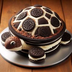 an oreo cookie turtle cake with cookies on top