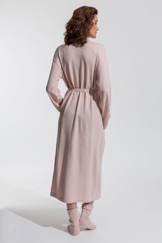 Our brand new, oversized, luxurious 100% baby alpaca robe has arrived. It's an incredible gift or self care item. Available in three stunning shades. 100% baby alpaca | dry clean only Proudly fair-trade made in Peru. Elegant Winter Daywear Robe, Elegant Fall Loungewear Robe, Elegant Shawl Collar Loungewear Robe, Elegant Shawl Collar Robe For Loungewear, Luxury Long Sleeve Robe For Loungewear, Elegant Beige Long Sleeve Robe, Elegant Long Sleeve Beige Robe, Luxury Long Sleeve Robe For Spring, Luxury Long Sleeve Spring Robe