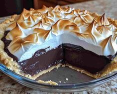 Old-Fashioned Chocolate Pie - Easy Recipes Idea Old Fashion Chocolate Cream Pie Recipe, Grandma Chocolate Pie Recipe, Chocolate Pie Homemade, Grandma Chocolate Pie, Grandma's Chocolate Pie Recipe, Homemade Chocolate Pie With Meringue, Dark Chocolate Pie Recipe, Chocolate Pie With Sweetened Condensed Milk, Salted Caramel Chocolate Pie