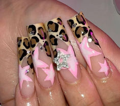 Y2k Nails Cheetah, Jwoww Nails, Funky Nail Designs Fun, 2010s Nails, Nails Pink Y2k, 2000s Nails Trends, Bratz Inspired Nails, Bratz Nails Design, Draculaura Nails