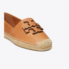 A timeless warm-weather shoe, crafted in soft leather. The Ines Espadrille features a double-stacked leather logo and a jute platform. Pair with jeans or a dress for a classic seasonal style. Designer Espadrilles, Footwear Design Women, Leather Logo, Seasonal Fashion, A Dress, Leather Working, Strap Sandals, Warm Weather, Women Empowerment