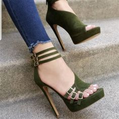 Classy Green Ankle Strap Sandals Green Platform, High Heels Classy, Women Footwear, Footwear For Women, Heels Classy, Womens Stilettos, Black Leather Shoes, Leather Shoes Men, Ankle Straps