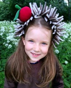 Hedgehog costume accessories - headband made from soft fleece, needles from foam. Hedgehog HAT You can find here: https://www.etsy.com/listing/492901861/hedgehog-hat-costume-kids-costume-adult?ga_search_query=hedgehog&ref=shop_items_search_7 Heedgehog VEST WITH HOODIE You can find here: Hedgehog Onesie, Hedgehog Costume, Paper Costume, Crochet Hedgehog, Headband Crafts, Diy Costumes Kids, Handmade Costumes, Kids Dress Up, Toddler Costumes